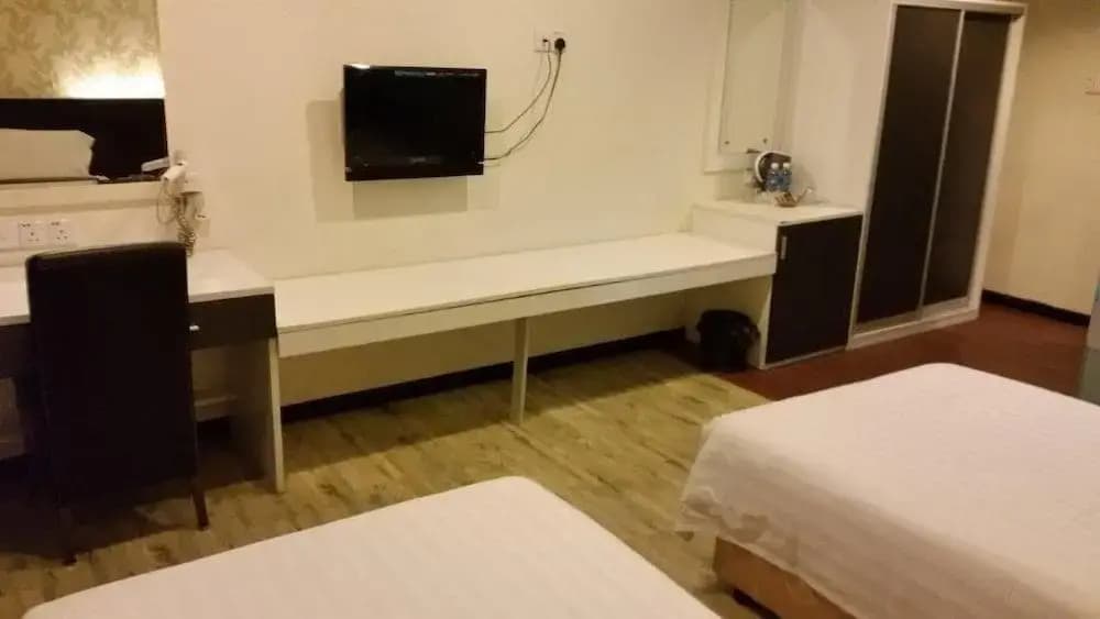 Prince Hotel - photo 24