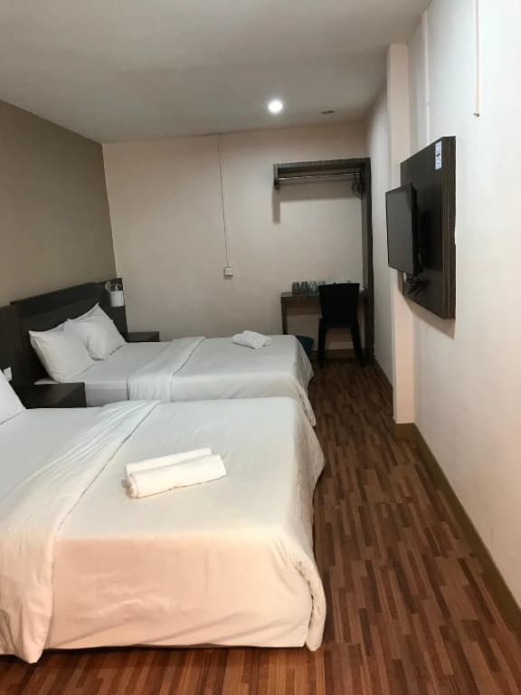 V Hotel - photo 2