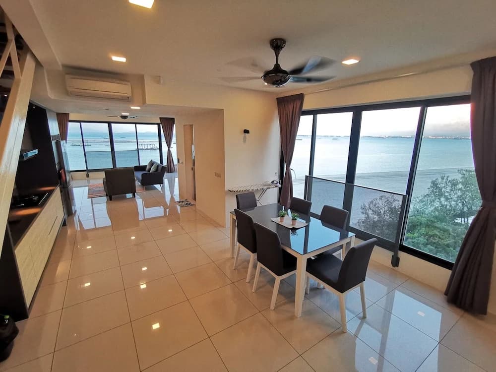 Family Suite Sunrise Gurney Penang - photo 21