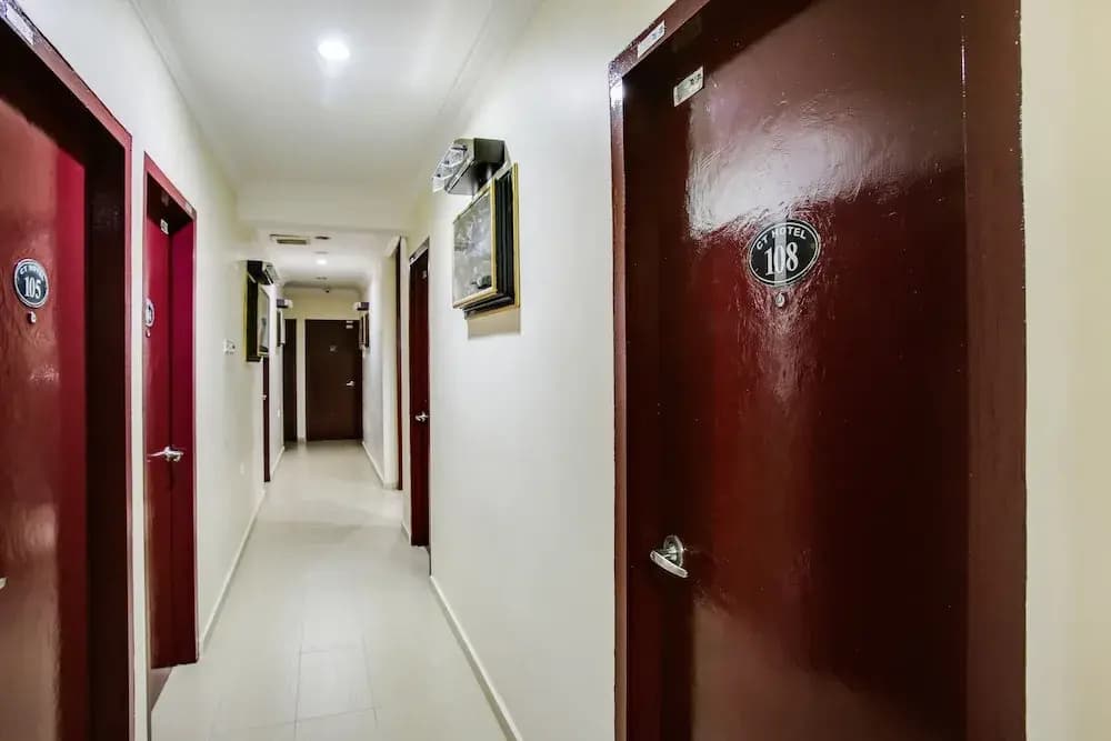 Oyo 89593 Ct Hotel - photo 13