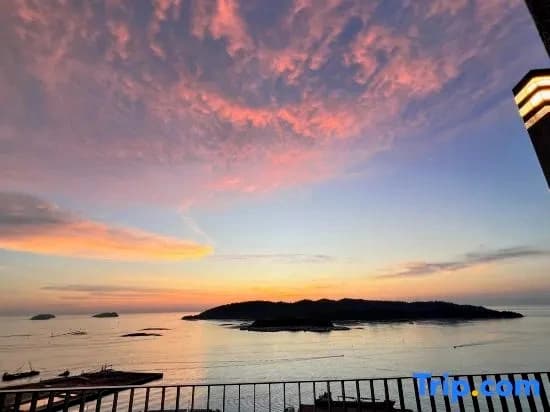 JQ D'Joyful Homestay2 New/Seaview/Highfloor/Netflix/6pax - photo 1