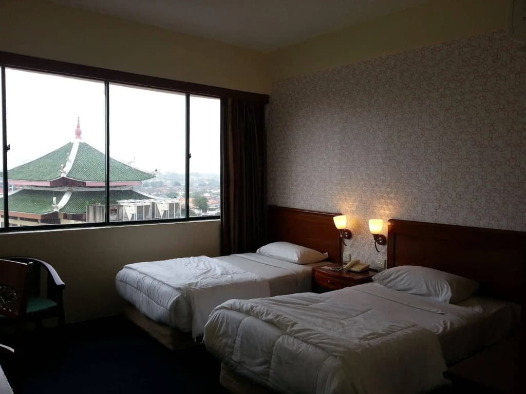 Klang Histana Hotel - photo 4