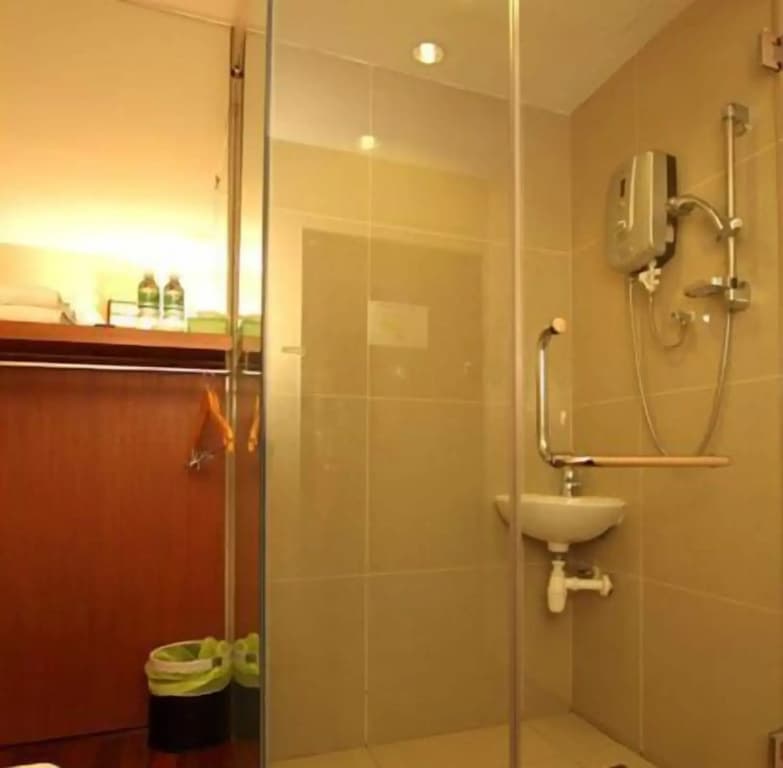 Country Hotel - photo 14