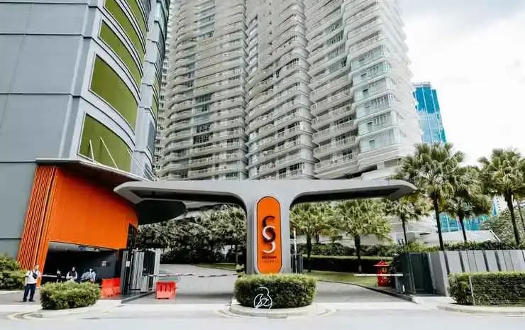 Sky Suites KLCC Homestay by BIRDY STAY - photo 1