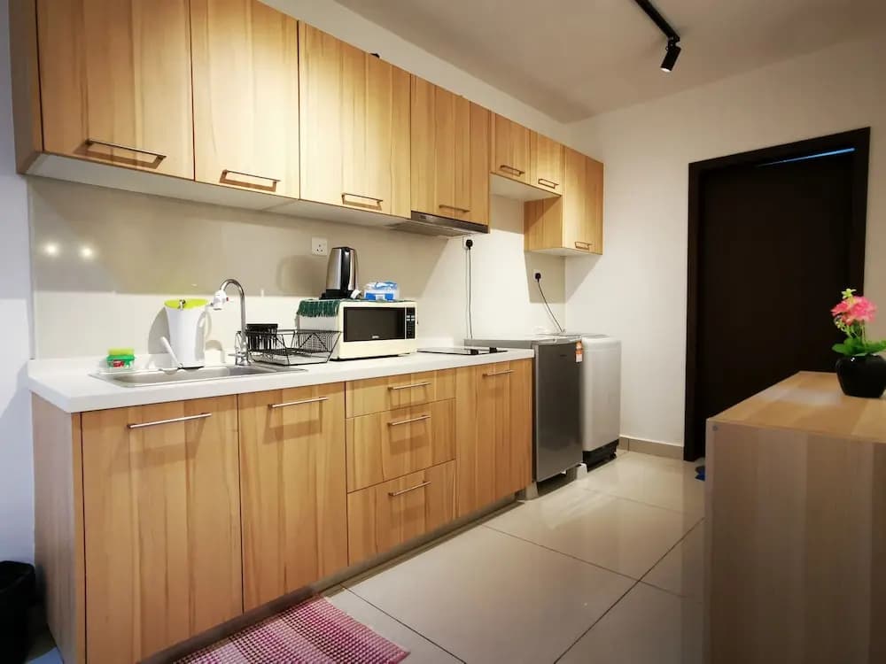 KSL Studio Homestay by Immaculate - photo 39