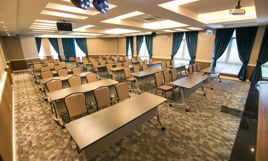 Indra Hotel - Boutique Suites - photo 16