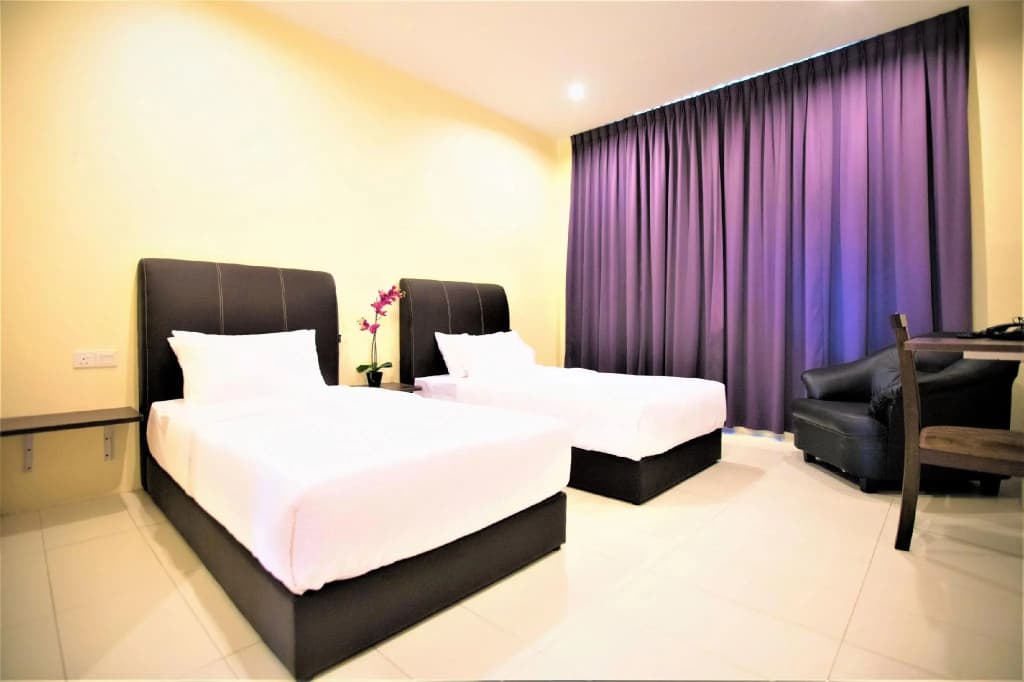 Park View Hotel - photo 2