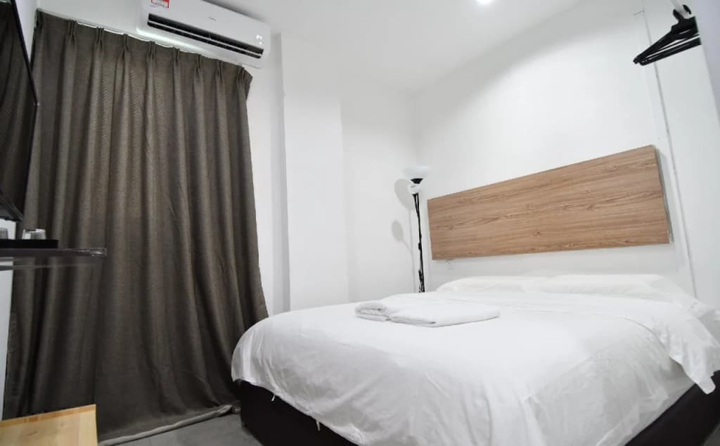The Bed Hotel - photo 4