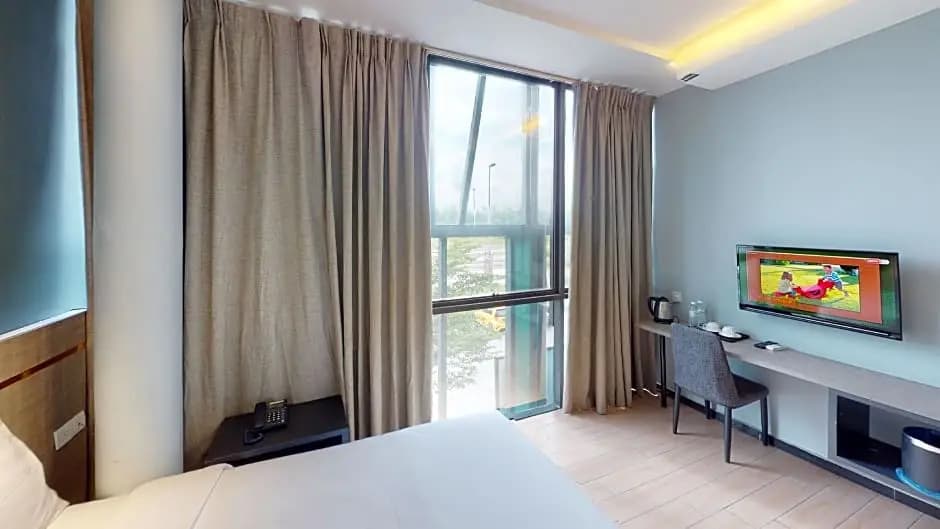 Hotel 99 Sepang KLIA - photo 3