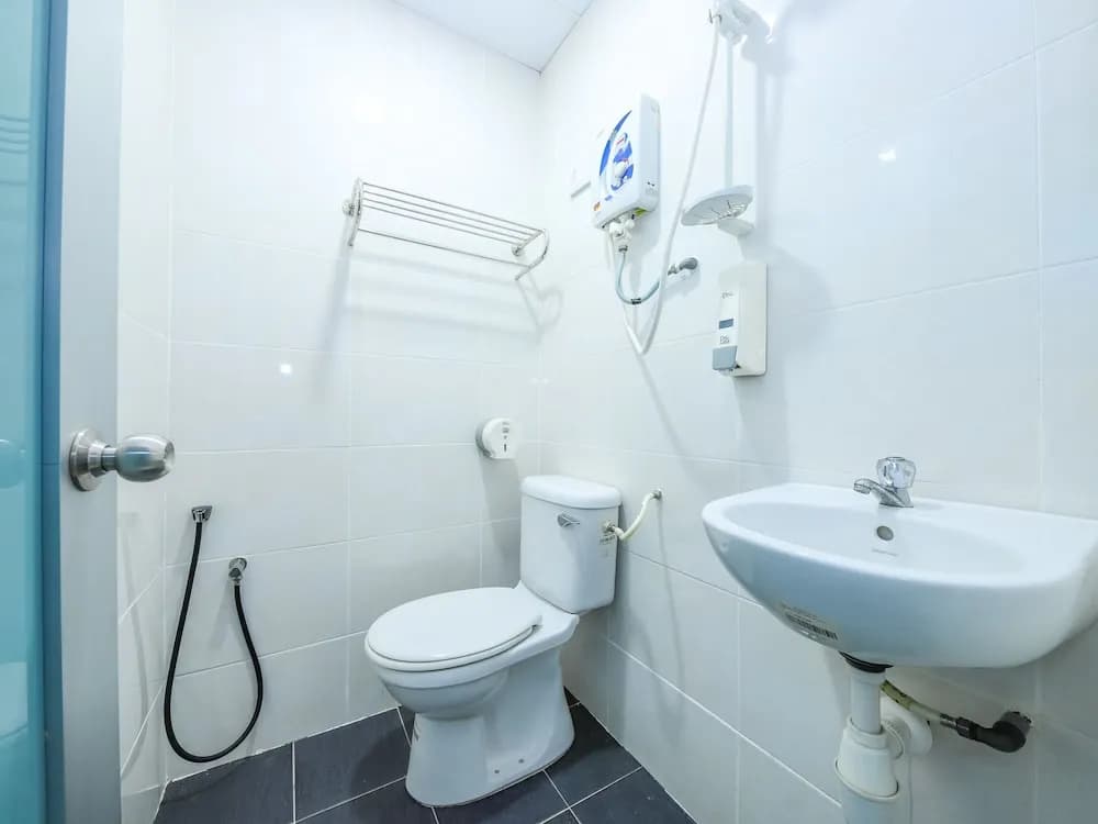 Hotel 22 Northport by OYO Rooms - photo 7