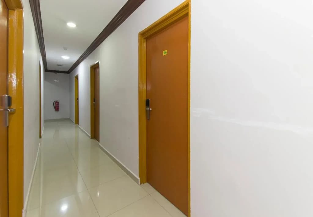 Saujana City Hotel by OYO Rooms - photo 14