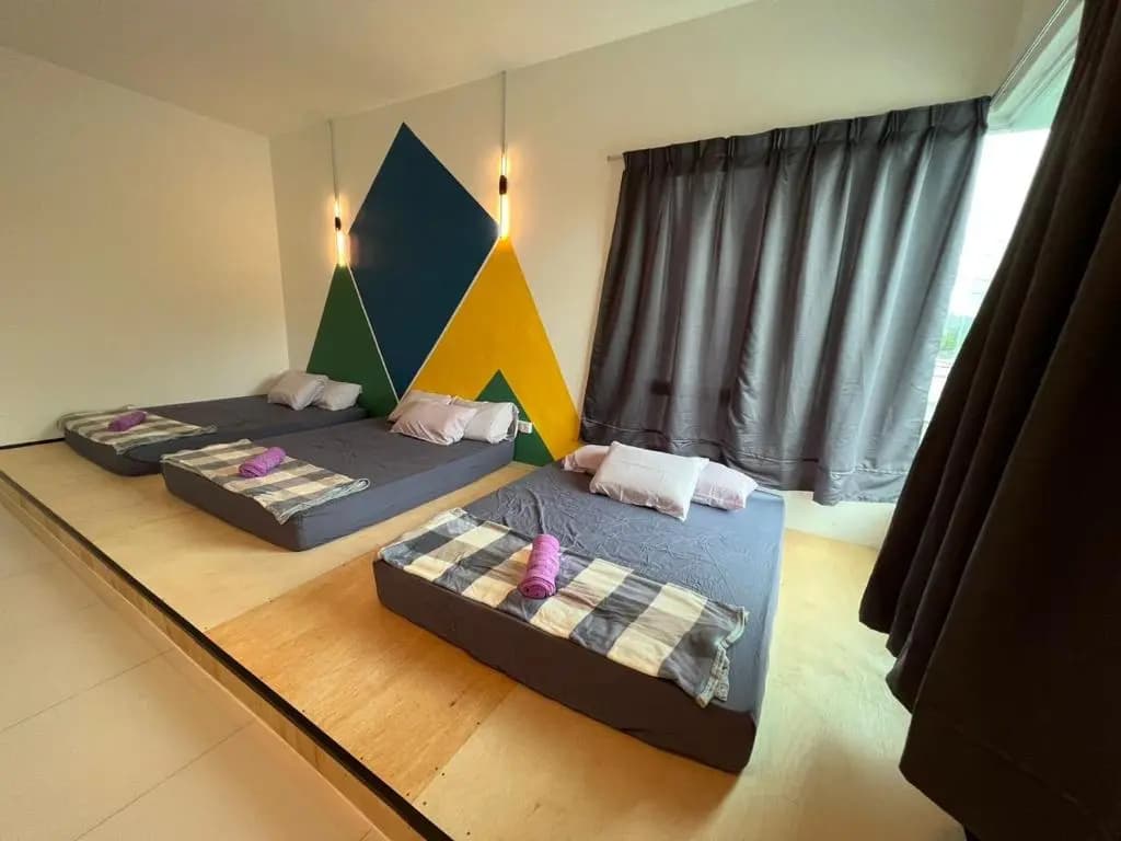 STAY N REST 5 Room homestay HIJAYU SRI SENDAYAN - photo 1