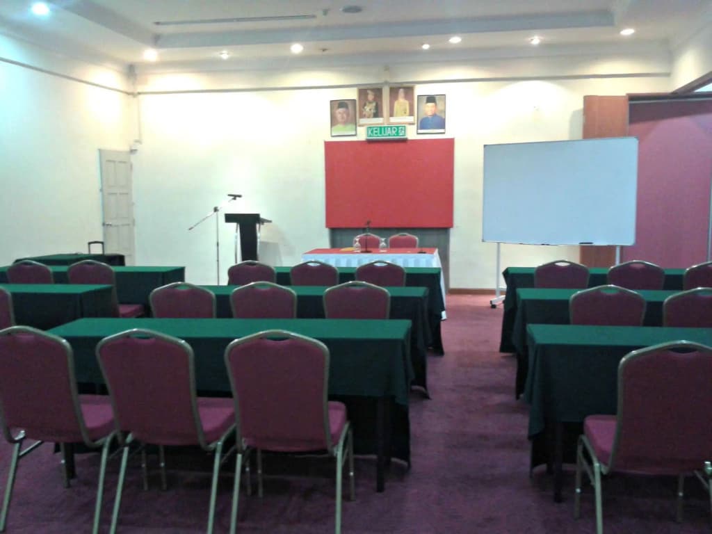 Hotel Seri Malaysia Taiping - photo 13