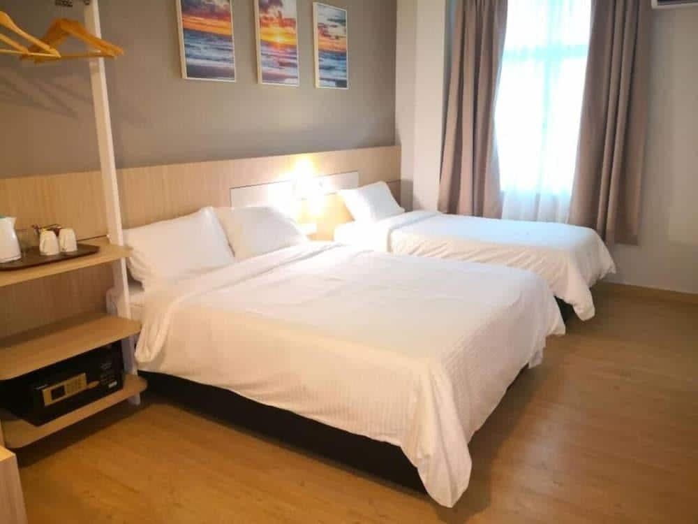 Walk In Hotel - photo 14