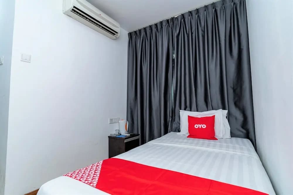 OYO 90375 Reggae Inn - photo 4