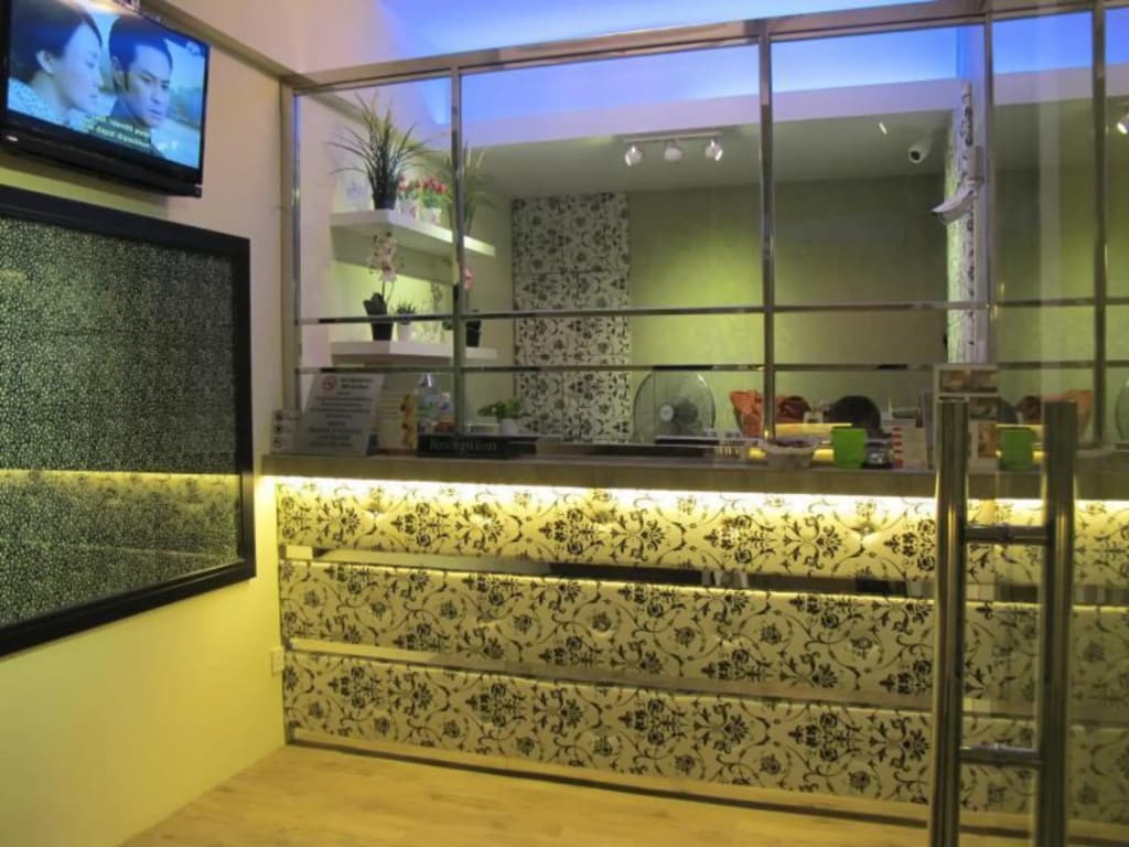 7 Star Hotel - photo 6