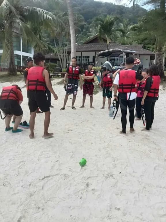 Perhentian Cabana - photo 12