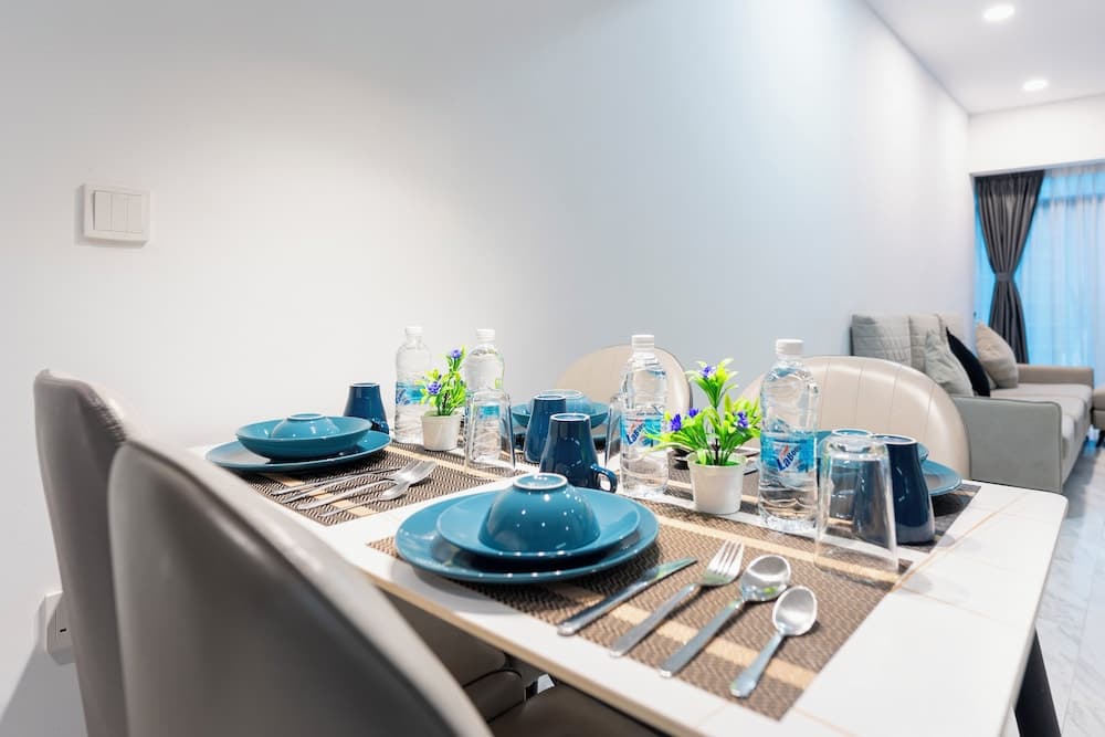 Moonway Luxury Suites At Eaton Residence - photo 48