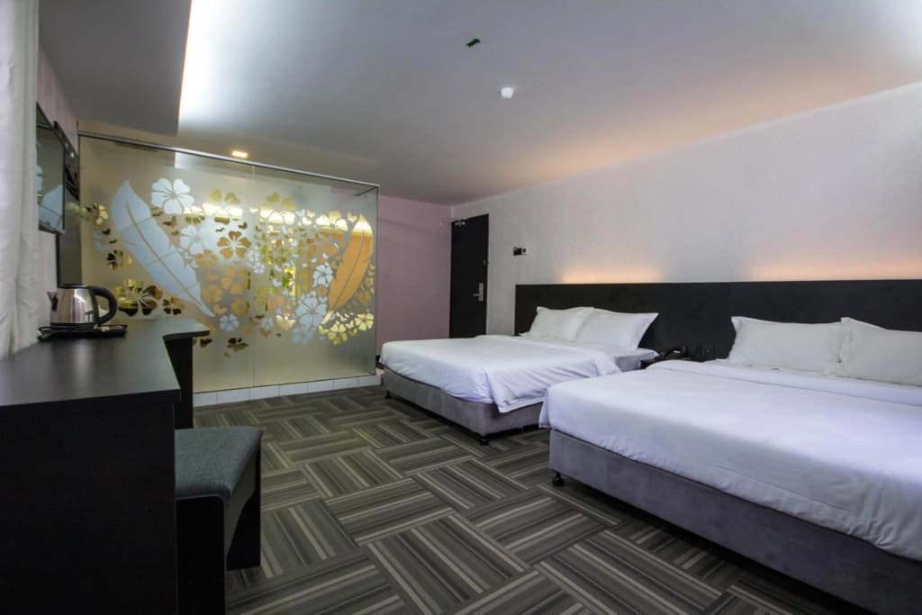 S Hotel - photo 16