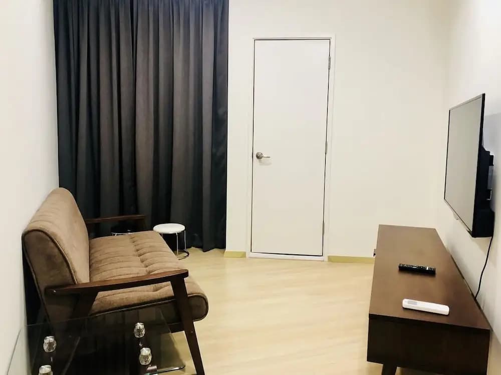 Lusso Suite Island Plaza - photo 2