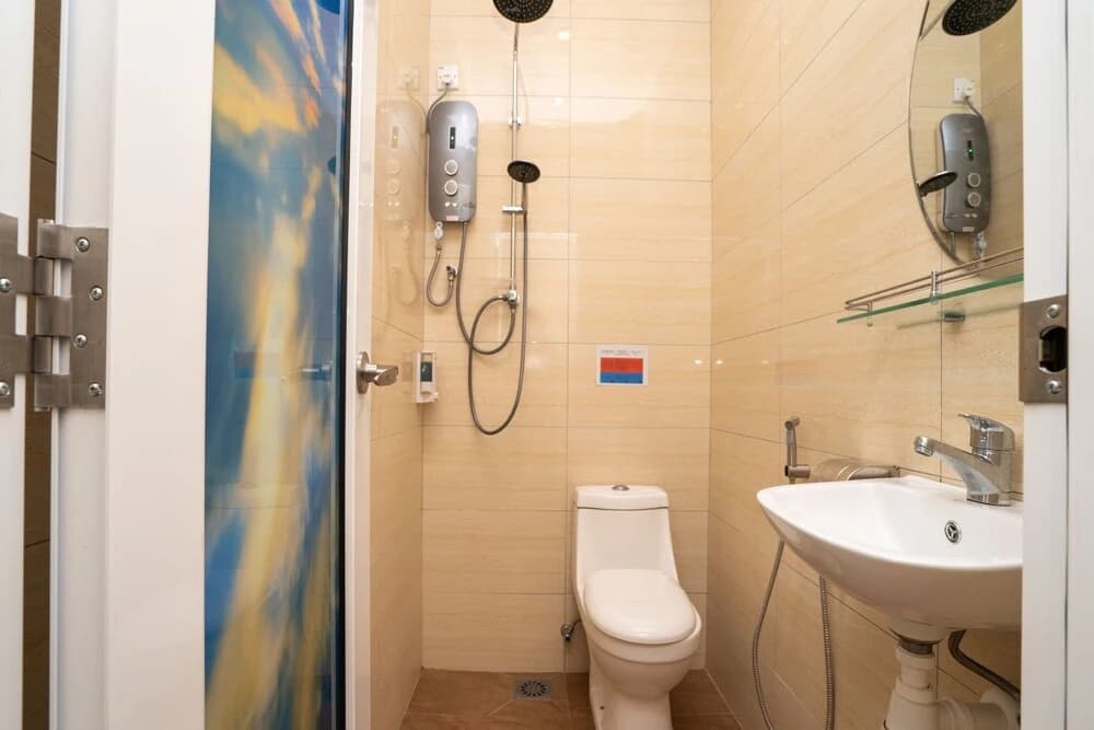 OYO 89410 Z&H Homestay - photo 8