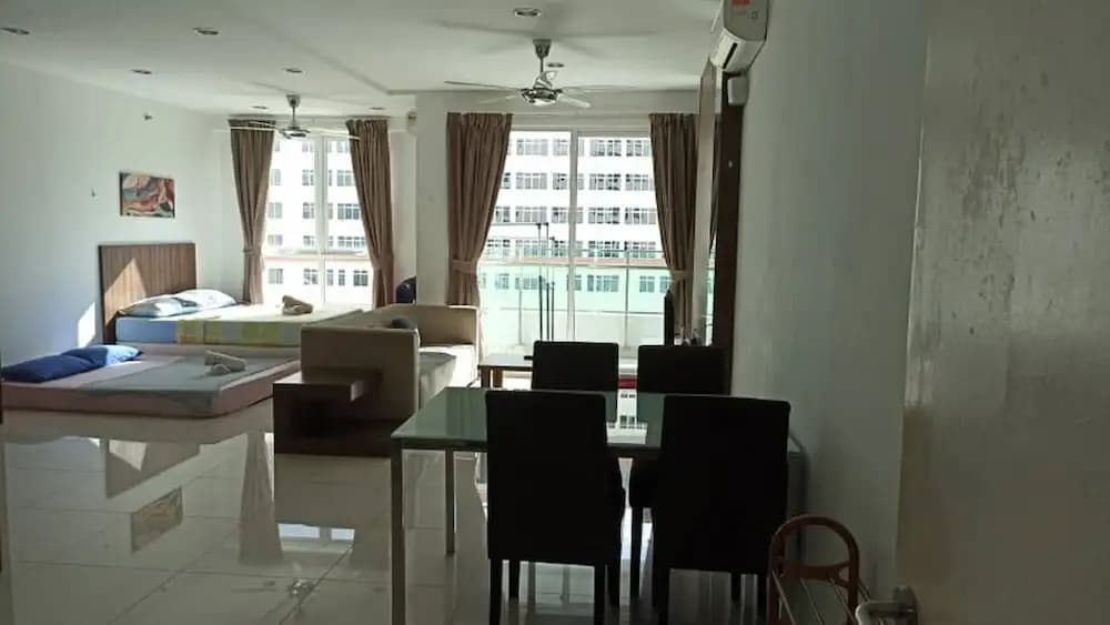 Sky Hive Cozy Apartment Suite, Georgetown - photo 37