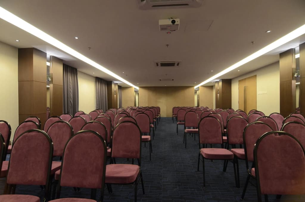 The Leverage Business Hotel Skudai - photo 17