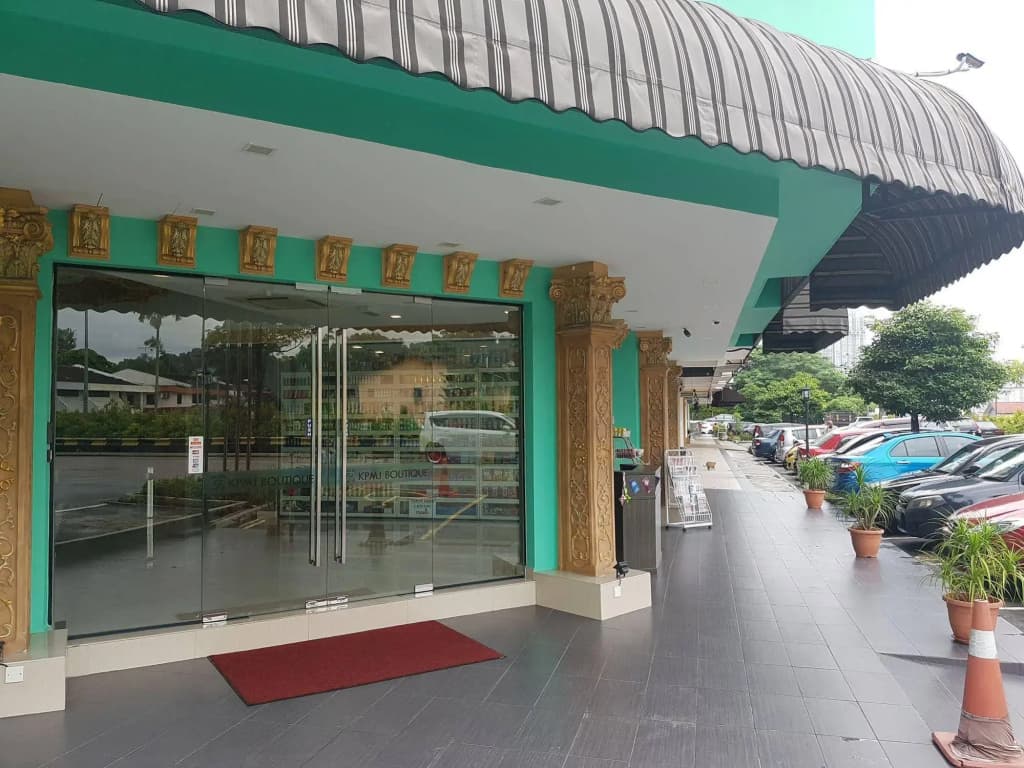 The Grand Orange World Hotel - photo 16