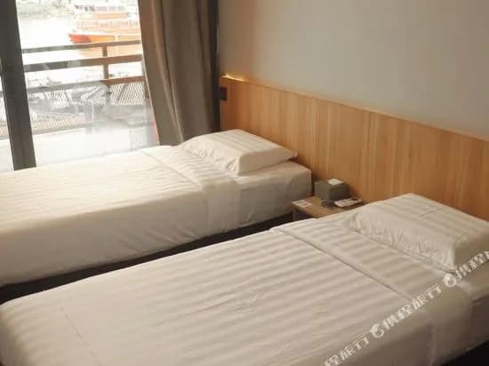 Semporna Seaview Hotel - photo 3
