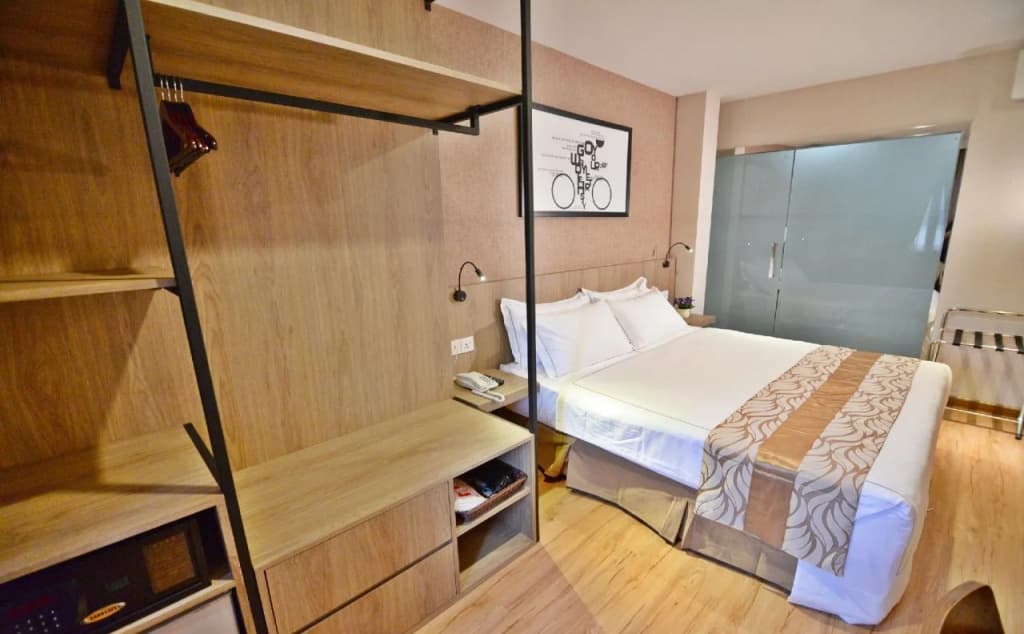 Diamond Inn - photo 3