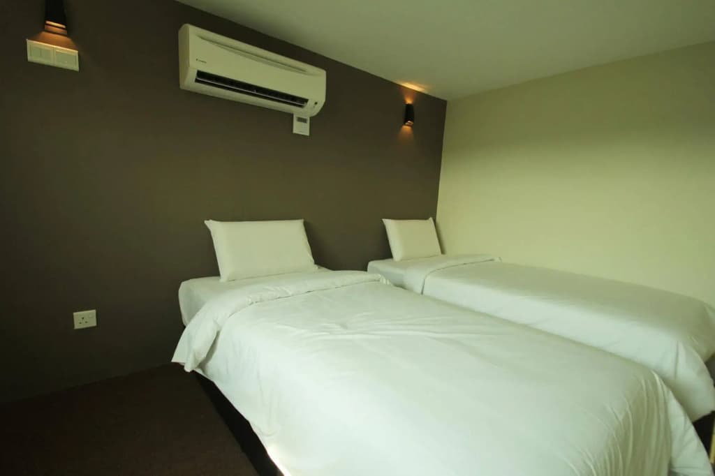 Eastville Residence - photo 5
