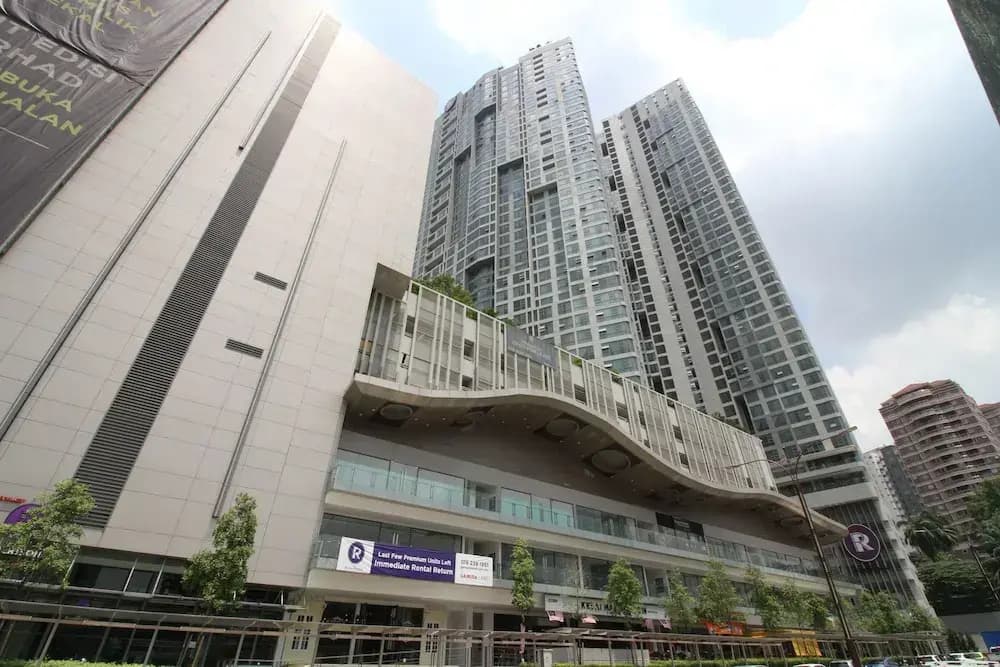 Robertson BY Shahjalal Suites - photo 1