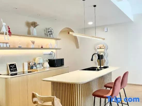 3BR Mosaic Southkey Midvalley - photo 1