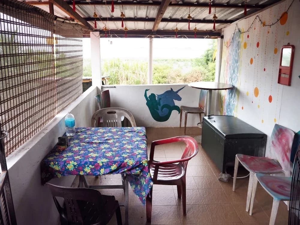 Mermaid & Unicorn Guesthouse - photo 8