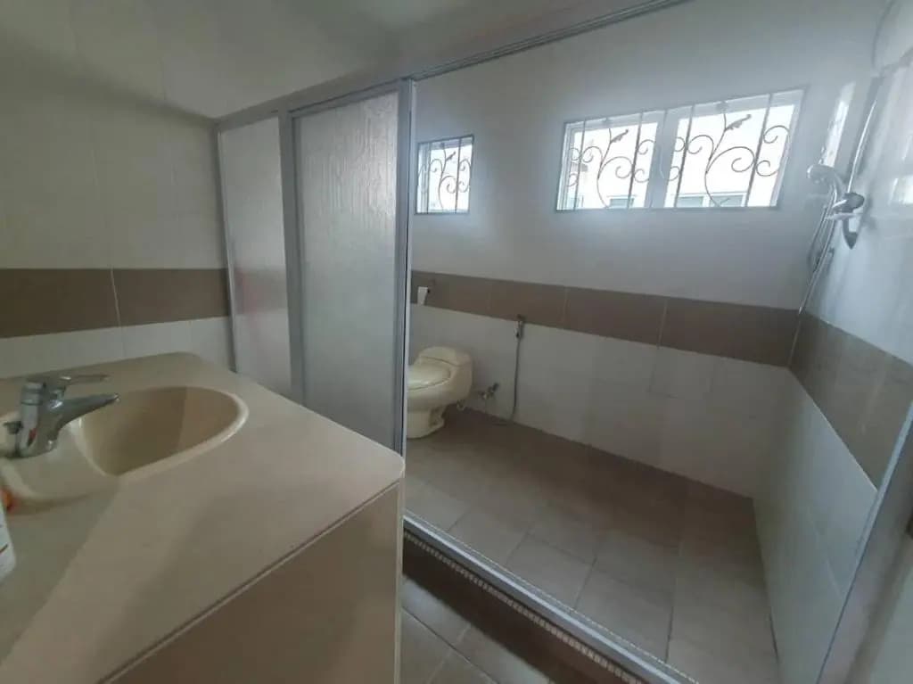 Suburban Vacation Home - photo 7