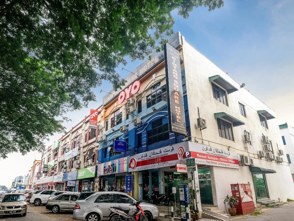 OYO 881 Bintang Square Hotel - photo 1