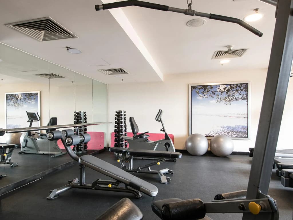 Resort suites at Bandar Sunway - photo 19