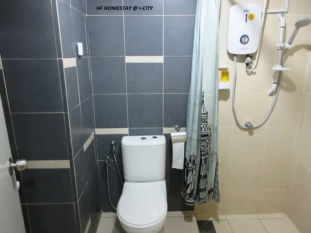 OYO 763 Tazara Hotel - photo 10