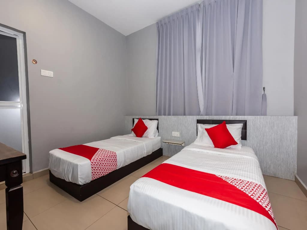 OYO 1185 Ho Hotel - photo 2