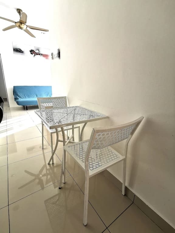 Sky Hive Cozy Apartment Suite, Georgetown - photo 21