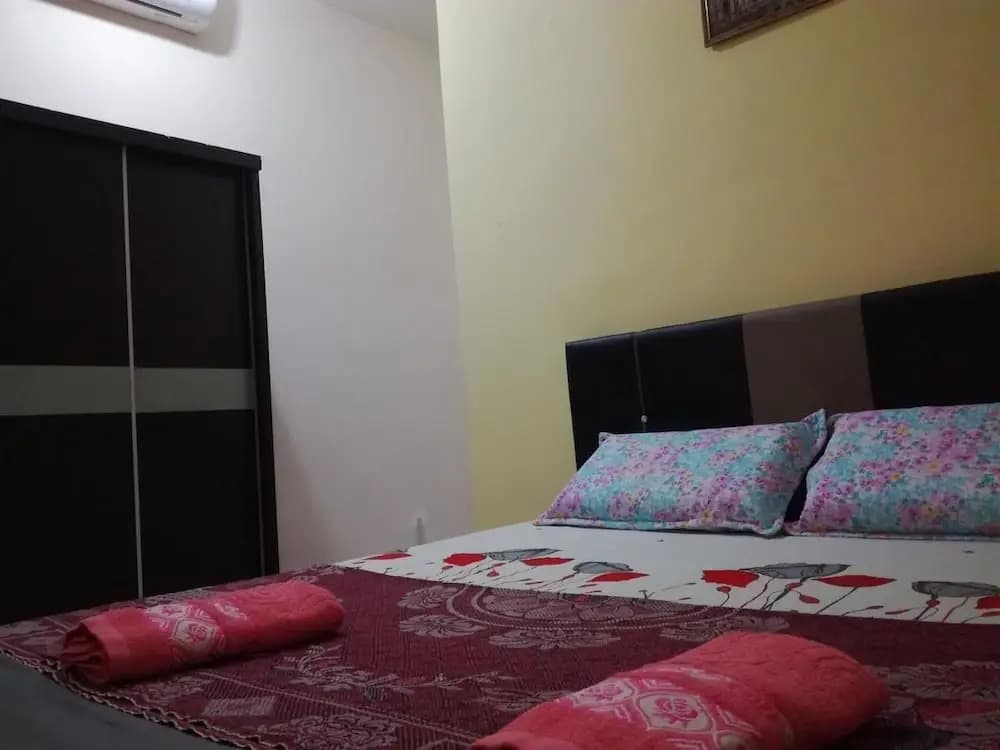 Sweet Angkasa Homestay - photo 2