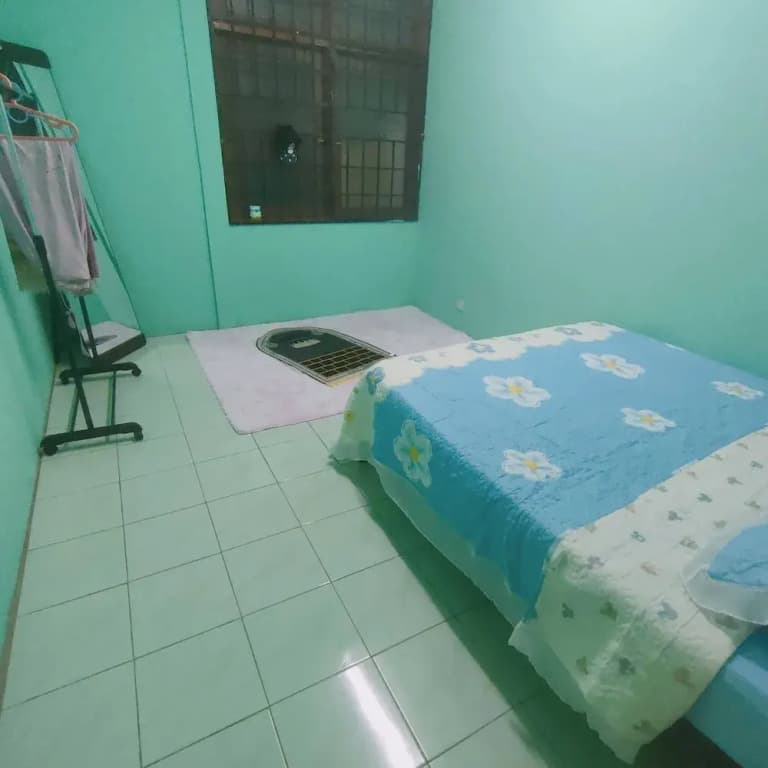 Taman Tinah Homestay - photo 3
