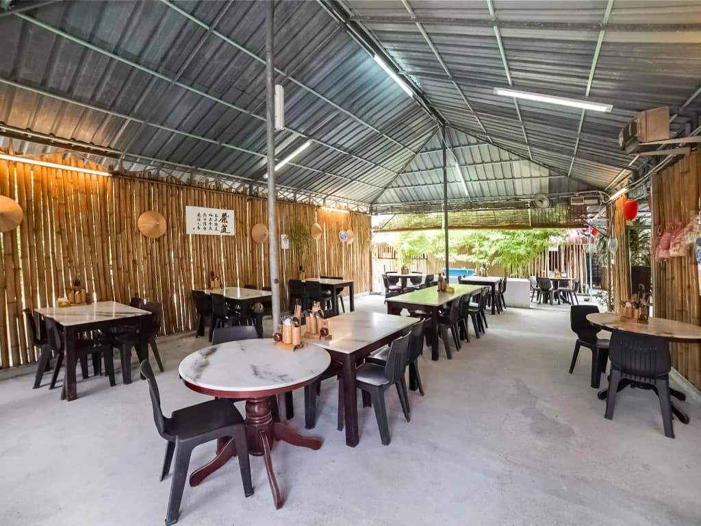 Capital O 89374 Ohana Restaurant & Homestay - photo 12