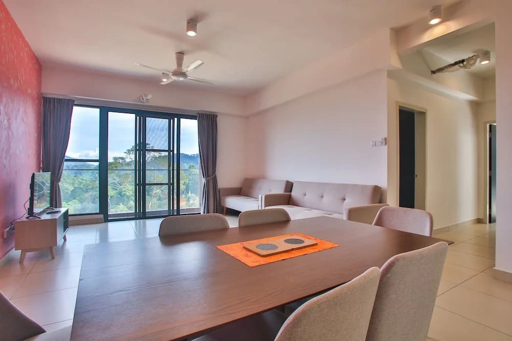 OwnAStay Midhill by Symphony Suite - photo 40