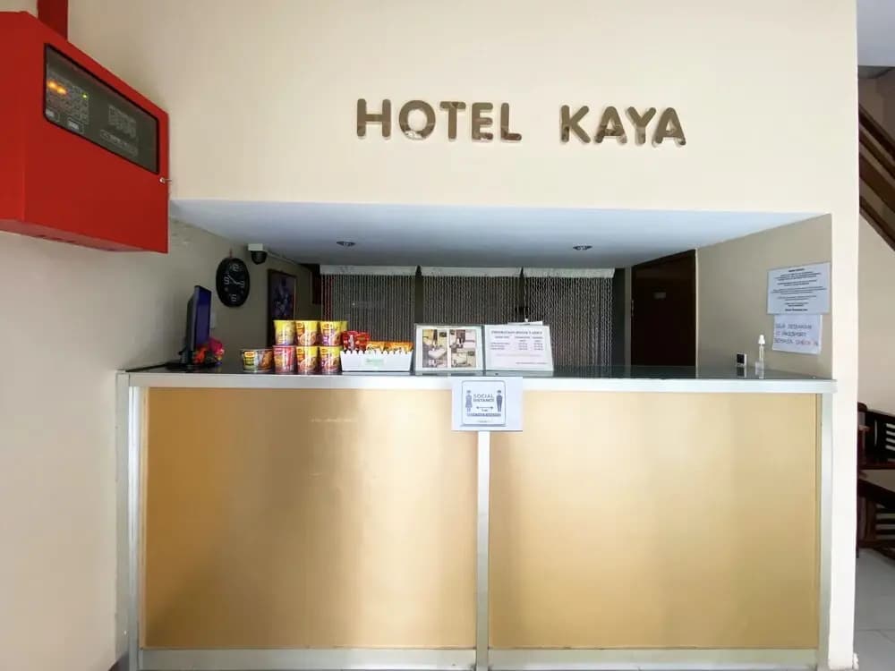 OYO 90108 Hotel Kaya - photo 16