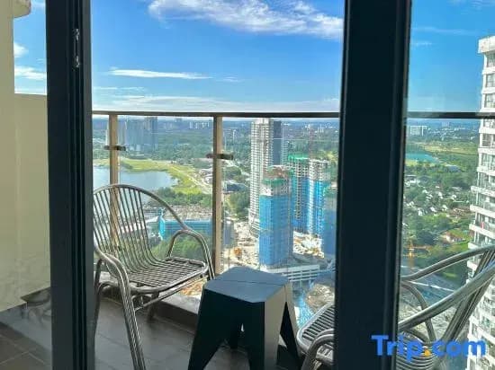 Superb Seaview 3 Balcony Country Garden Danga Bay near CIQ JB | 3B2B - photo 18