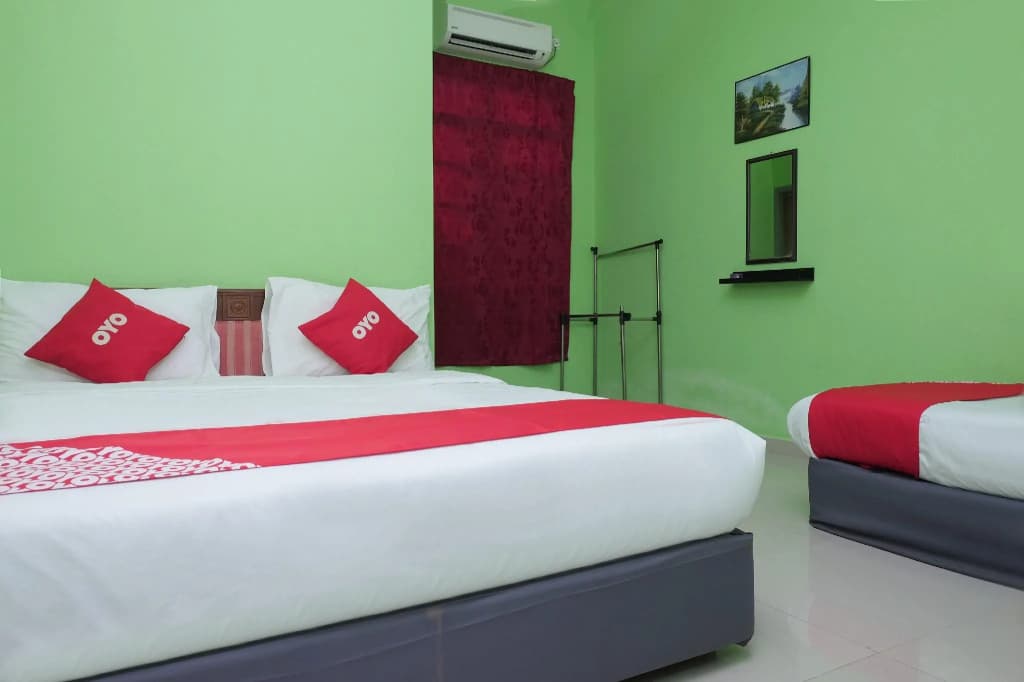 OYO 90018 River Village Hotel - photo 2