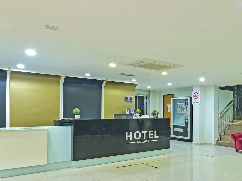Super OYO Capital O 90545 Ho Hotel - photo 2