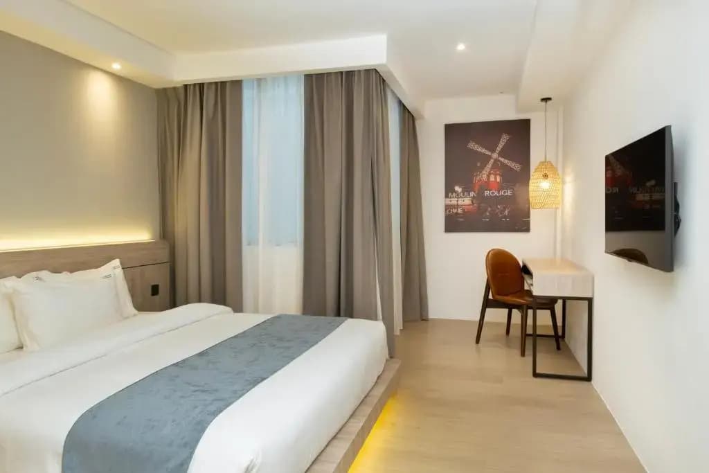 Theatre Hotel - photo 14