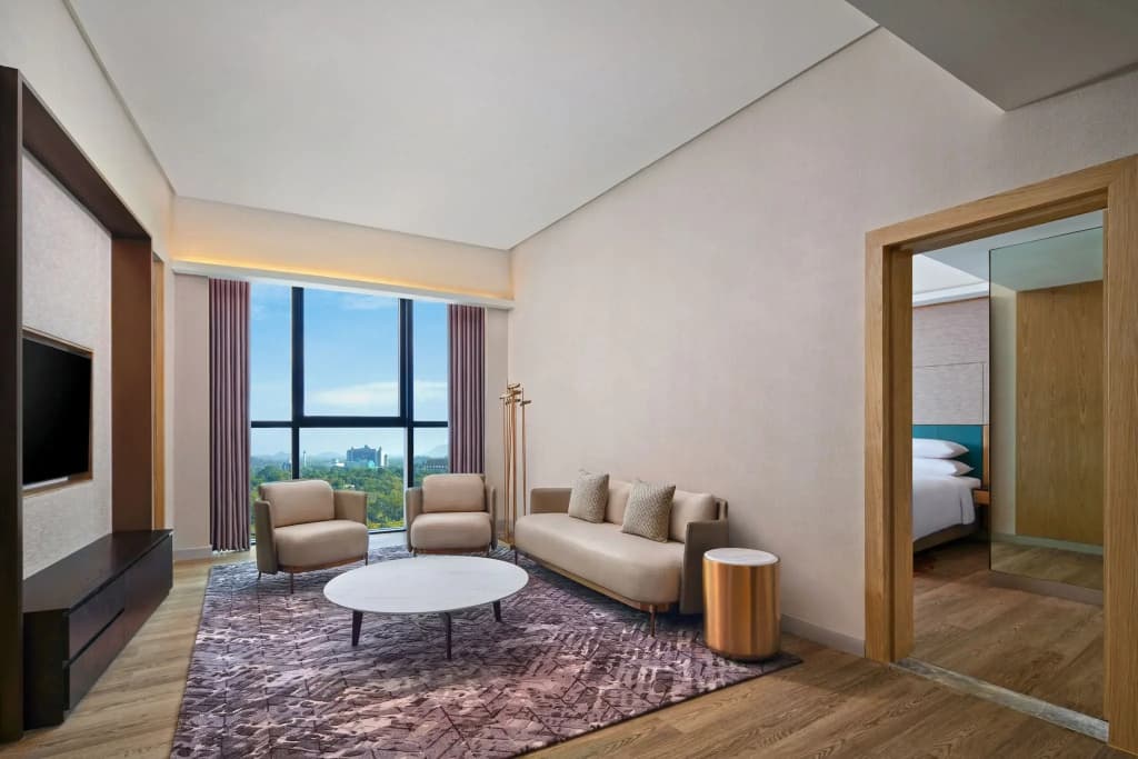 Sheraton Kuching Hotel - photo 20